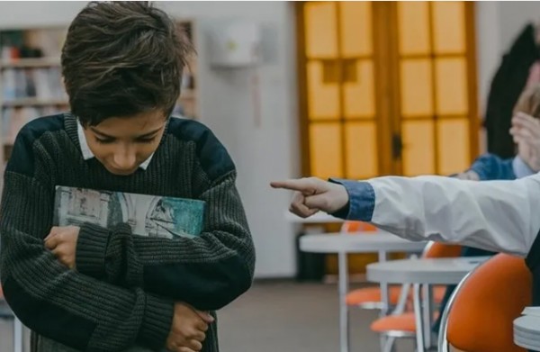 Cumhurbaşkanı Erdoğan Yine Öncü! Dijital Dünyada Çocuk Hakları...